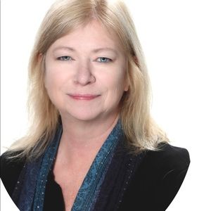 Meet your Posher, Christine